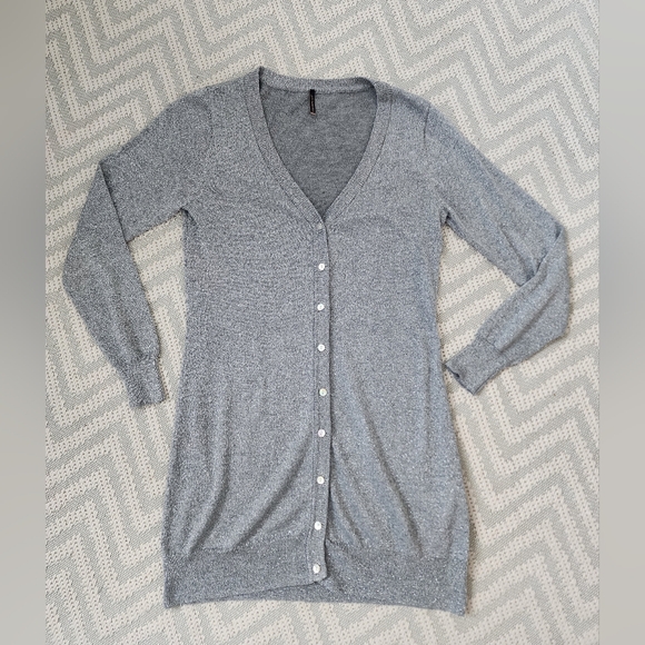 Beautiful Silver Sparkly Cardigan - Picture 5 of 6